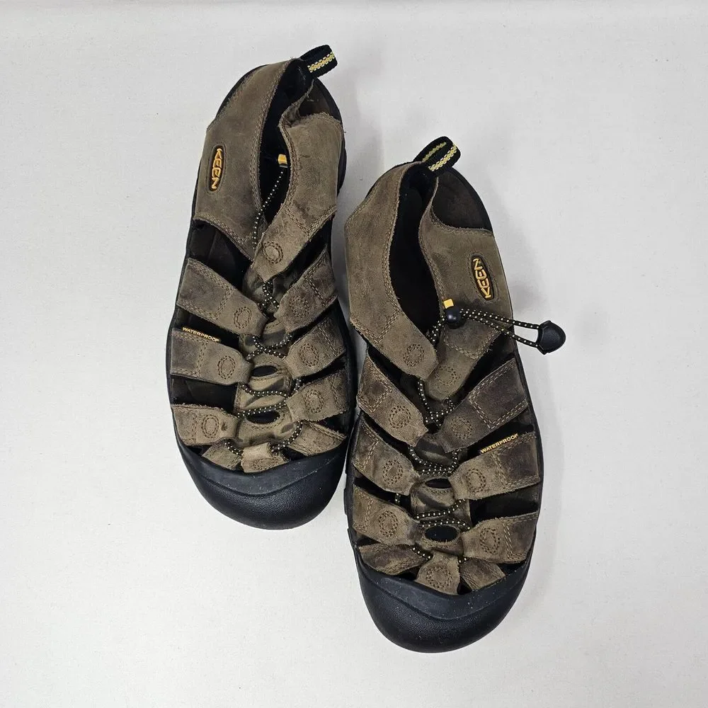 Keen Newport H2 Hiking Mens 10.5 Brown Gray Sandals‎ Waterproof Bungee Cord